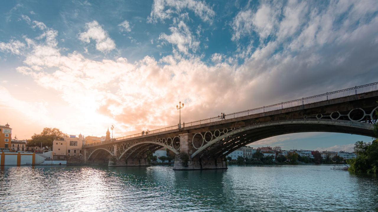 Puente de Isabel II, Erasmus+ Educating and integrating: the role of teachers in dealing with cultural diversity in European schools in Seville, Spain